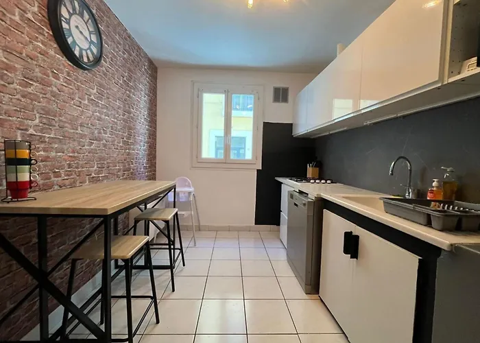 Spacieux Proche Des Halles Wifi Apartment